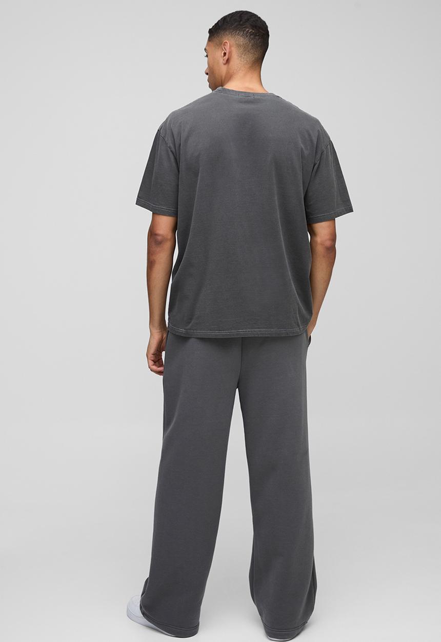 boohooMAN - Oversized Western Car Graphic T-Shirt - Charcoal