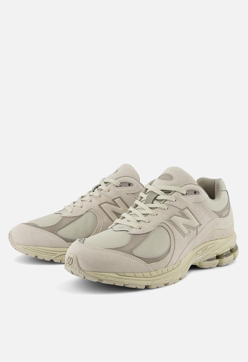 New Balance  - U2002R v1 - timberwolf