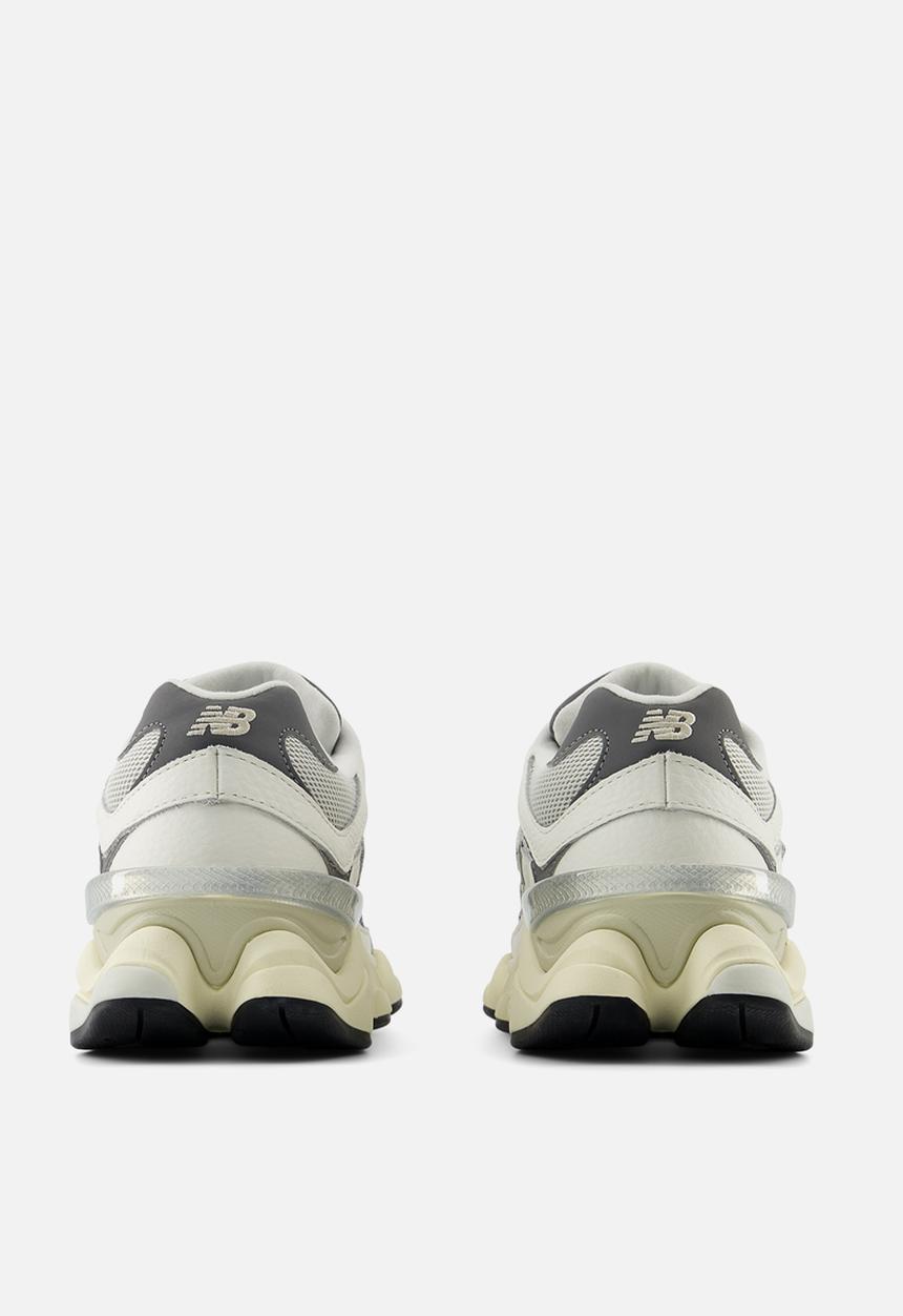 New Balance  - U9060 v1 - sea salt