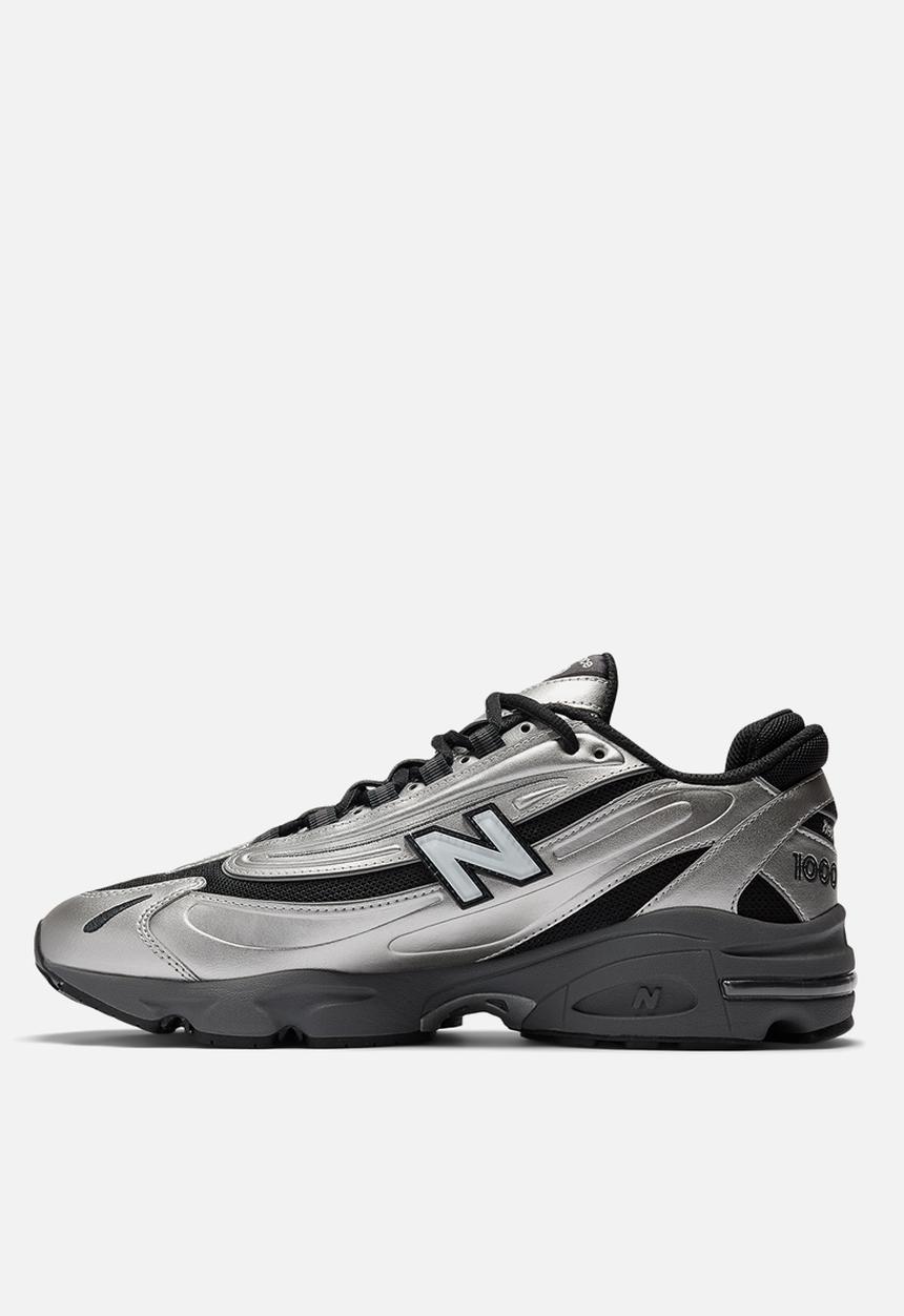 New Balance  - M1000 v1