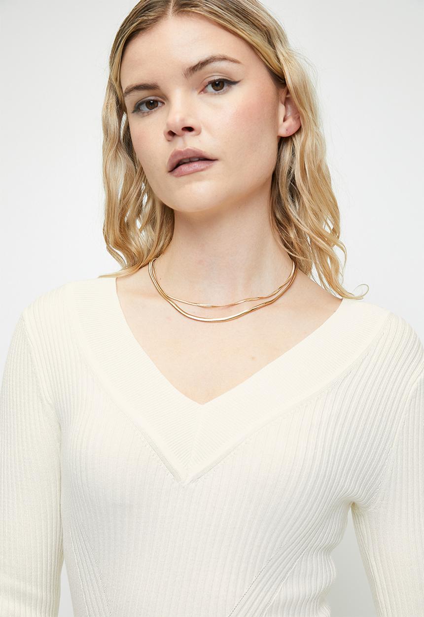 GUESS - KATELYN VN LS SWTR-CREAM WHITE