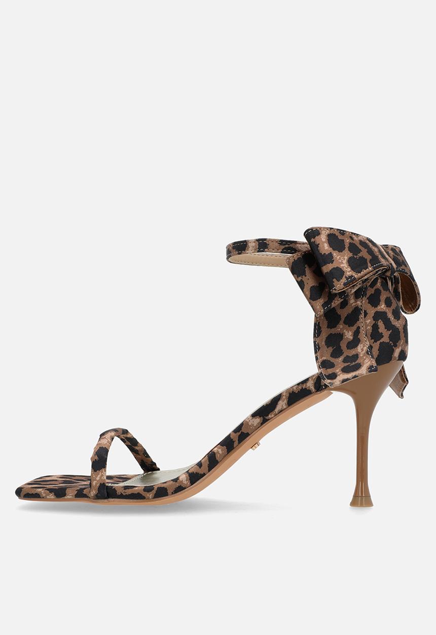Miss Black - Chanel 1 heel - leopard