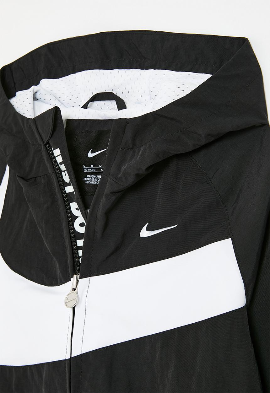 Nike - Nike light weight outerwear - black