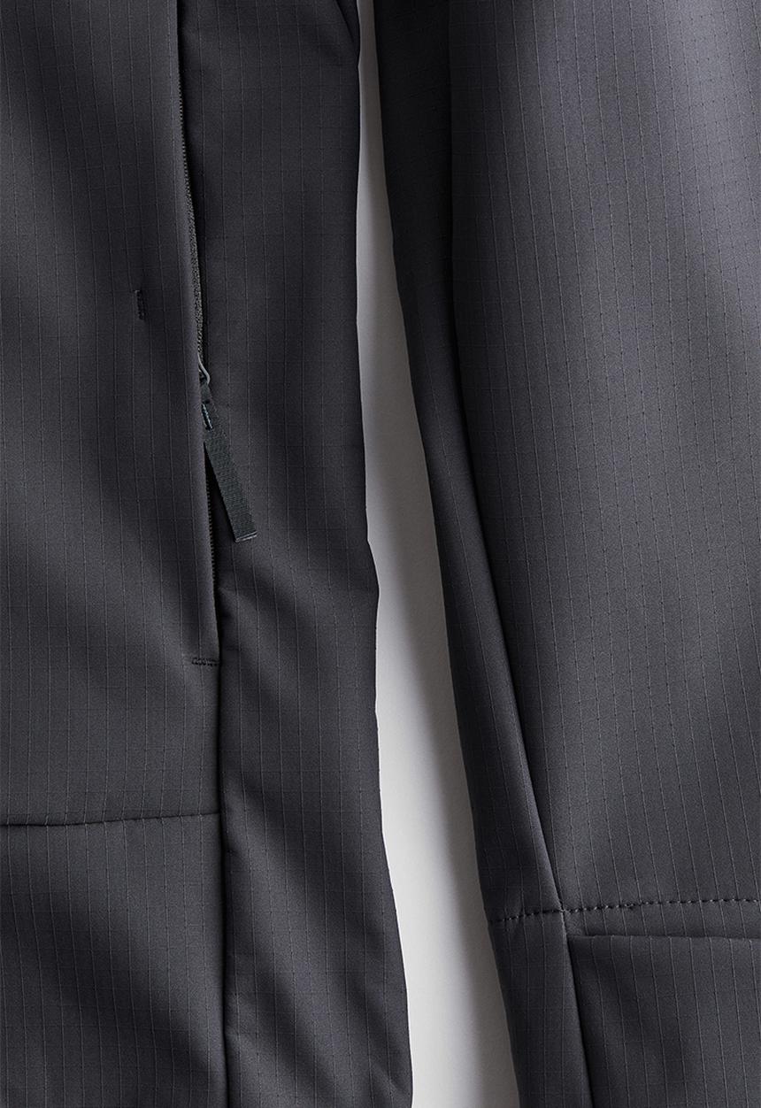 H&M - Regular fit water-repellent softshell jacket - dark grey