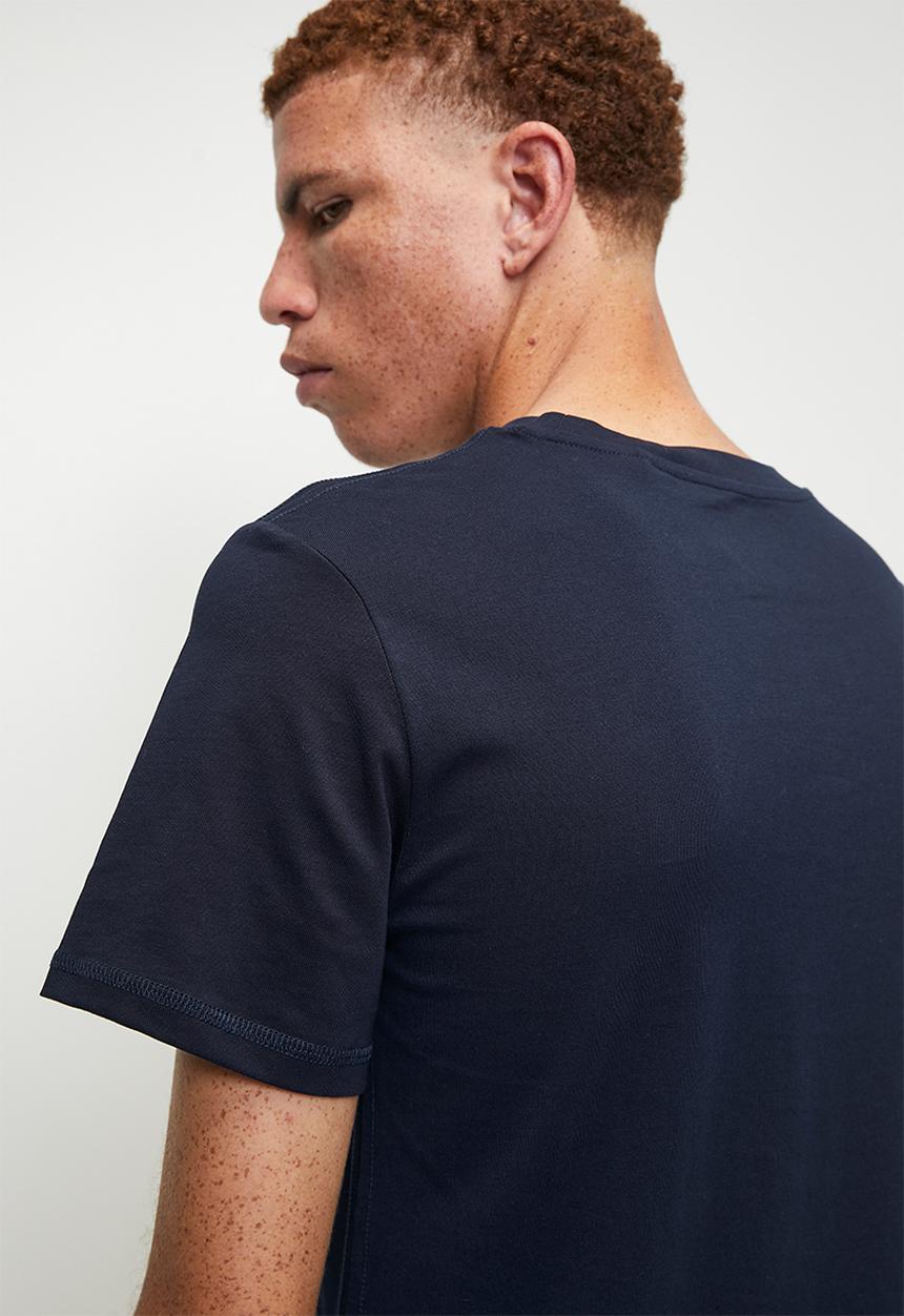 GUESS - Aidy cn short sleeve tee - smart blue	