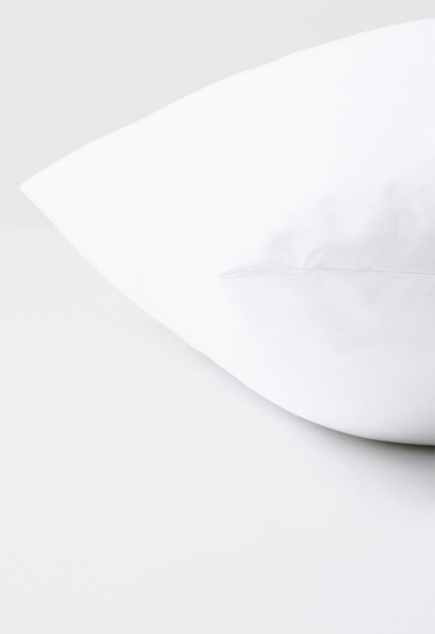 Sixth Floor - Unicurl Cushion Inner - 65 x 65 cm