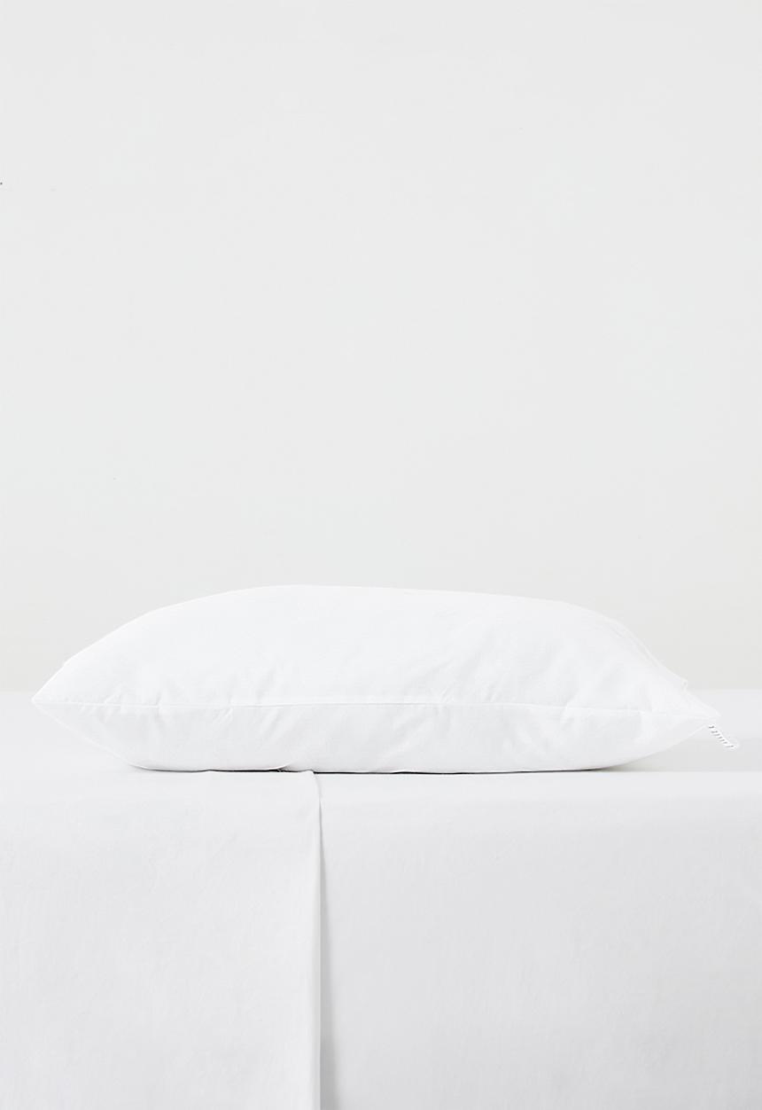 Sixth Floor - Unicurl cushion inner - 65cm x 45cm