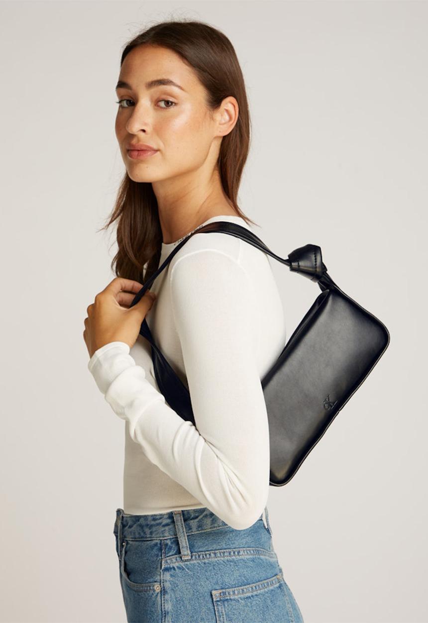Calvin Klein - Knotted shoulder bag26 - black