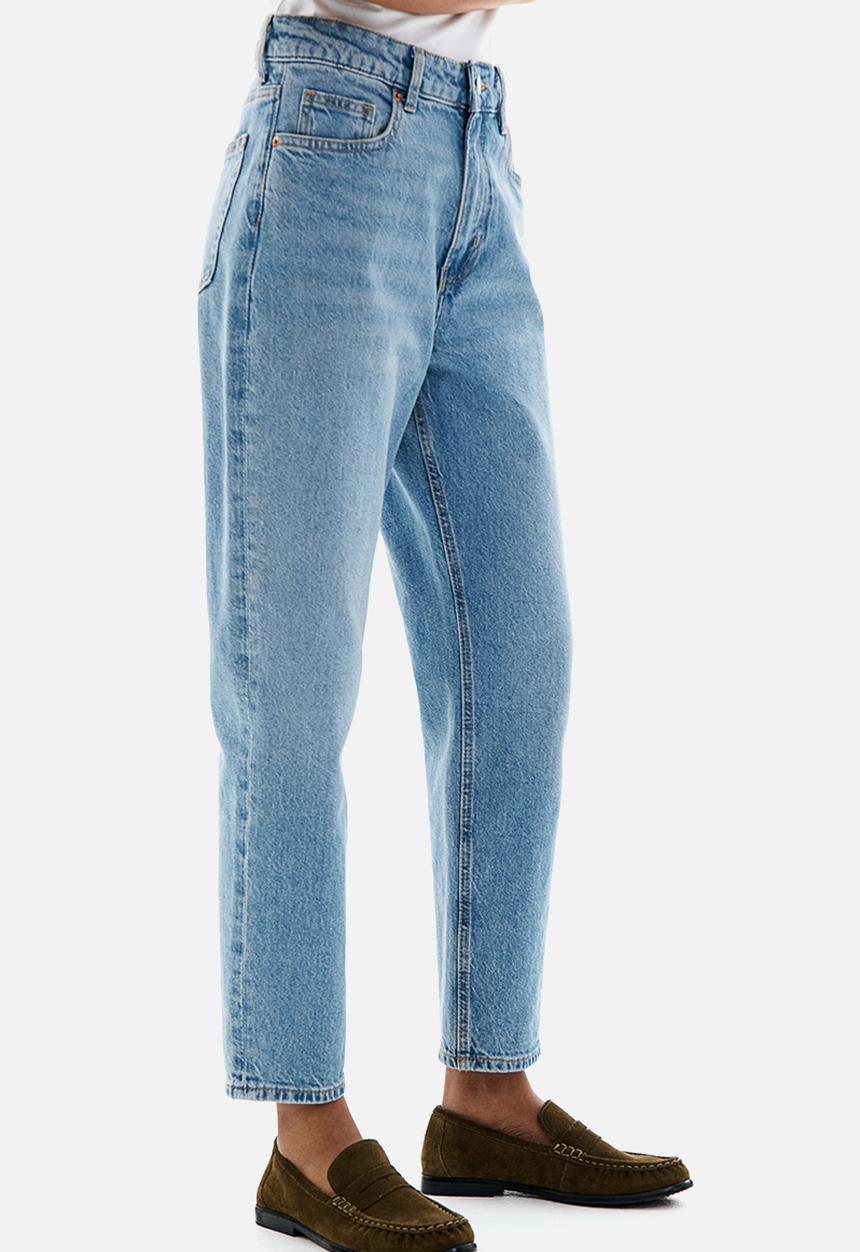H&M - Slim mom high ankle jeans - pale denim blue