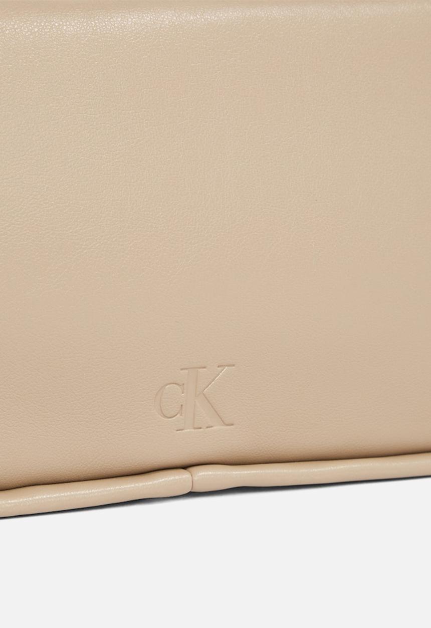 Calvin Klein - Knotted shoulder bag26 - crockery
