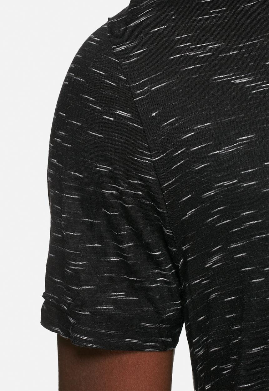 Solid - Bandit tee