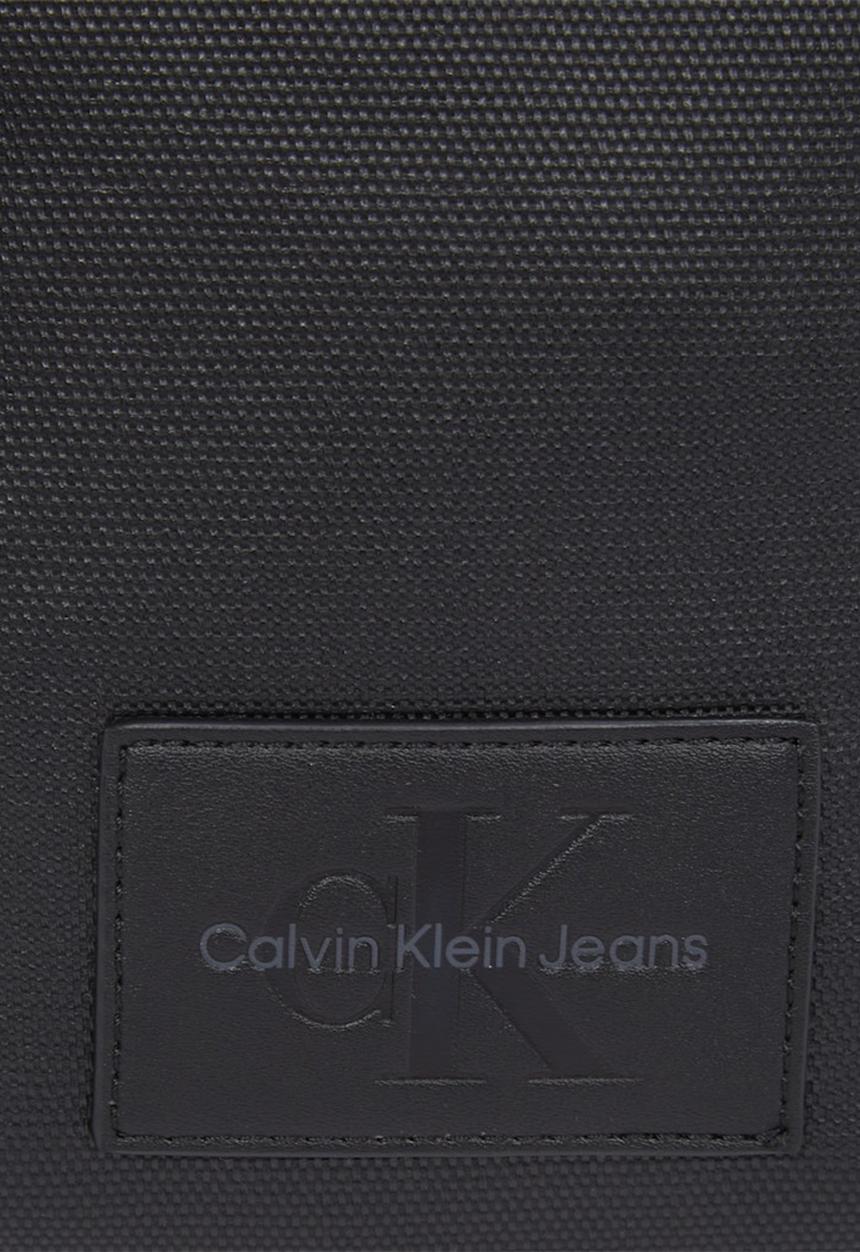 Calvin Klein - Coated Sq Camera Bag18 - Black