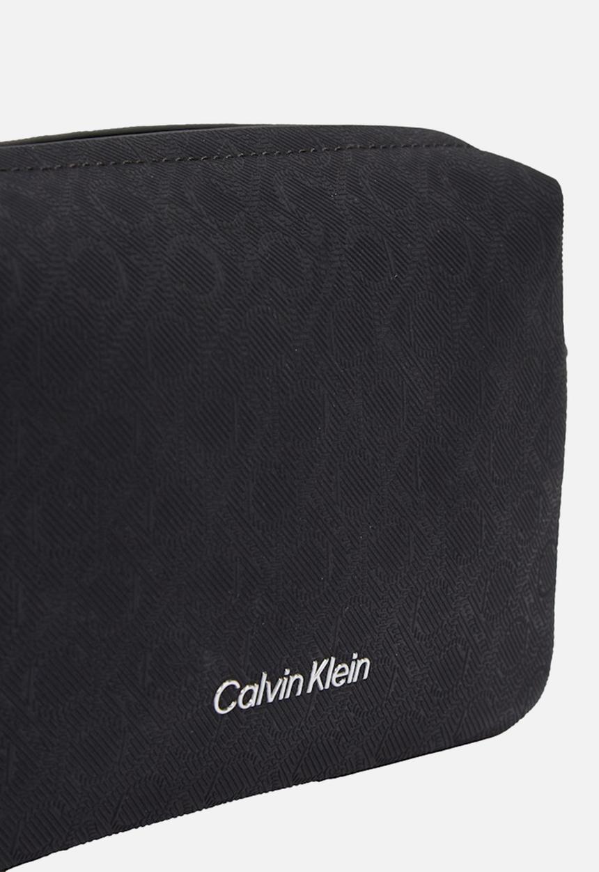 Calvin Klein - CK Must Camera Bag S Mono - Twill Mono Black