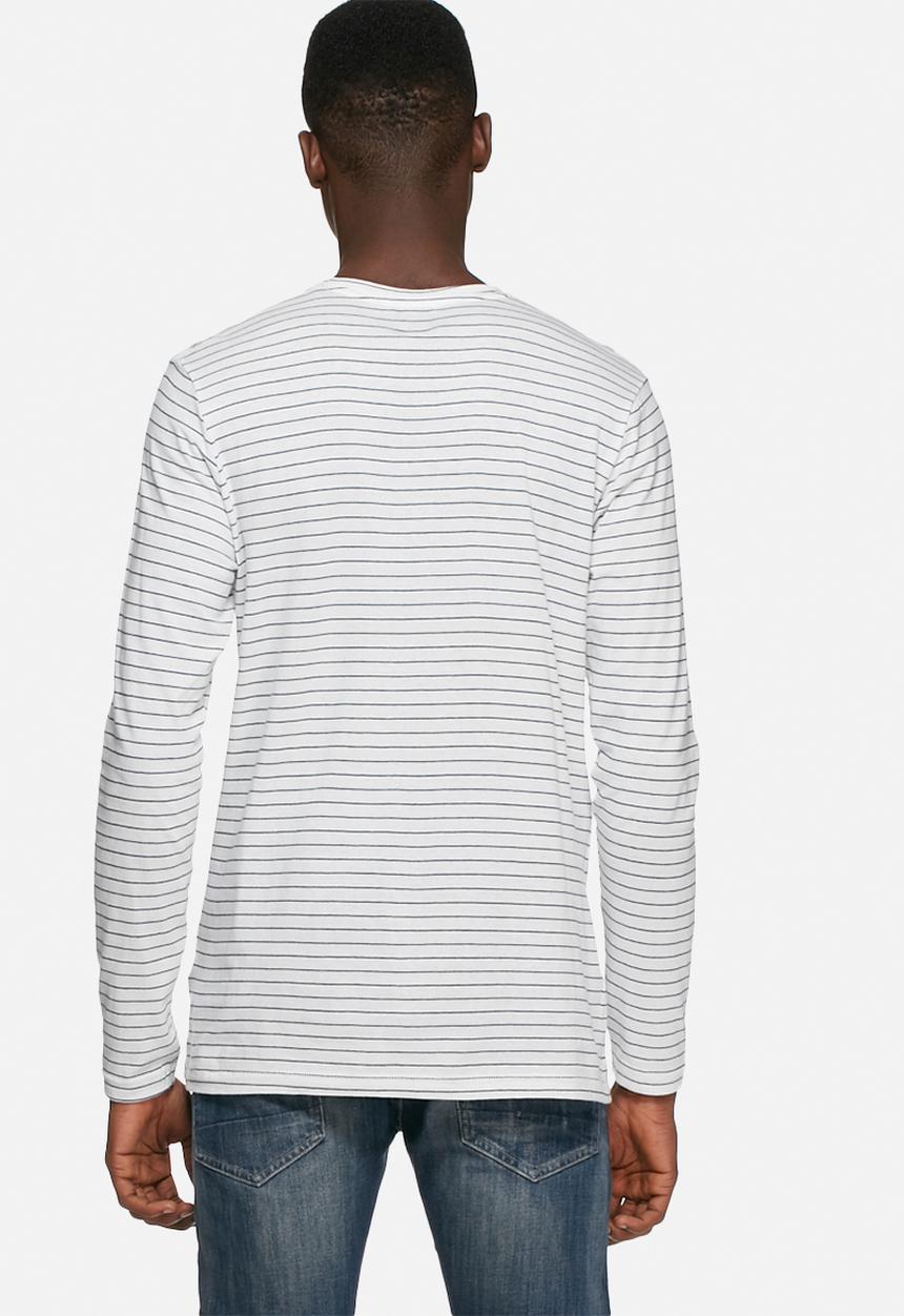 Solid - Baldemar tee