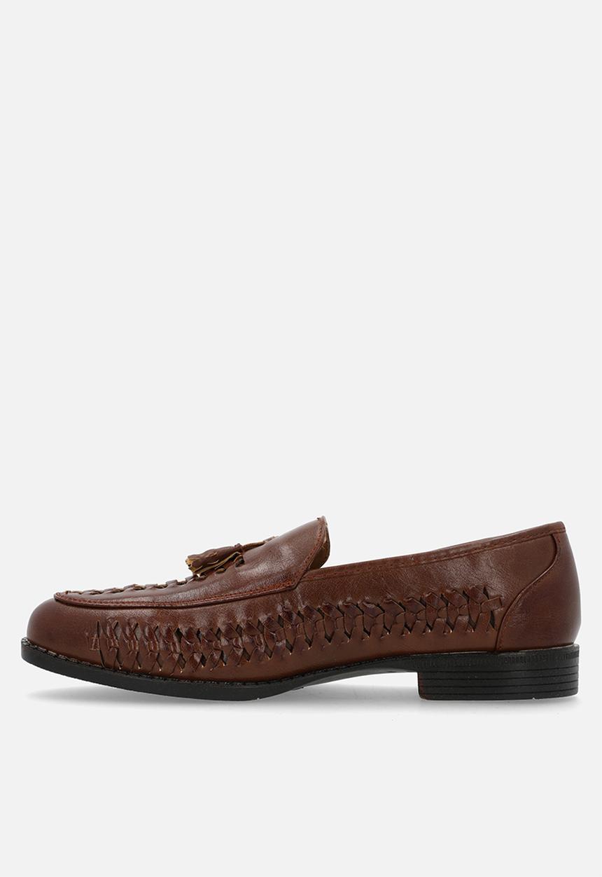 PC - Crouch weaved slip on  - tan
