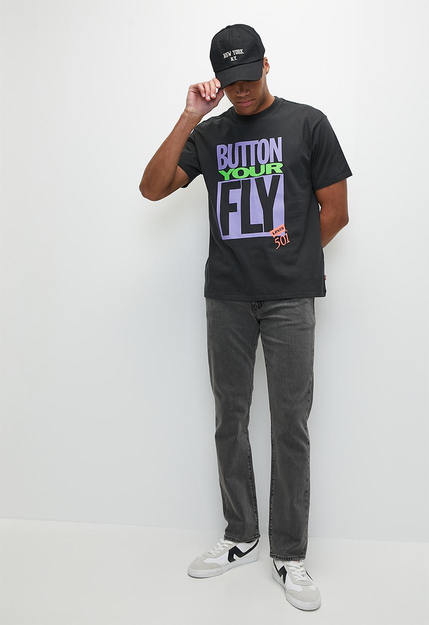 Levi’s® - VTG FIT GRAPHIC TEE ZA 501 DAY BUTTON YO