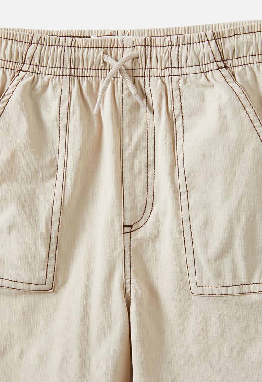 Cotton On - Leon Tech Short - Rainy Day