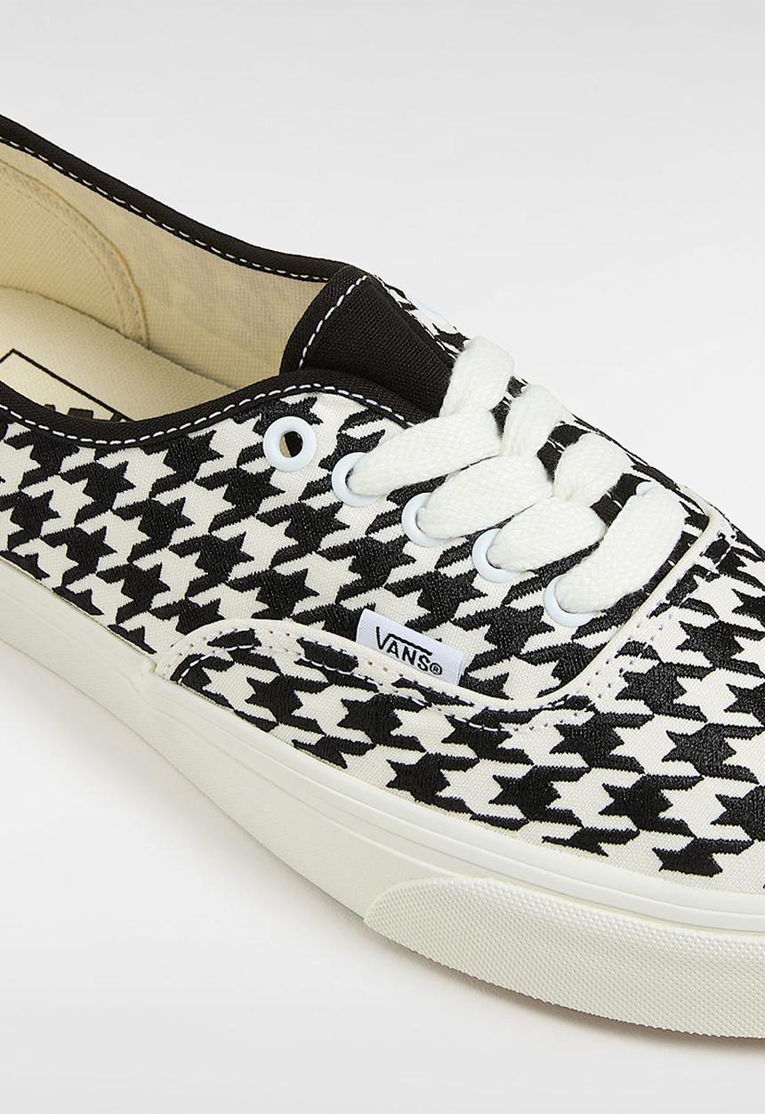 Vans - AUTHENTIC