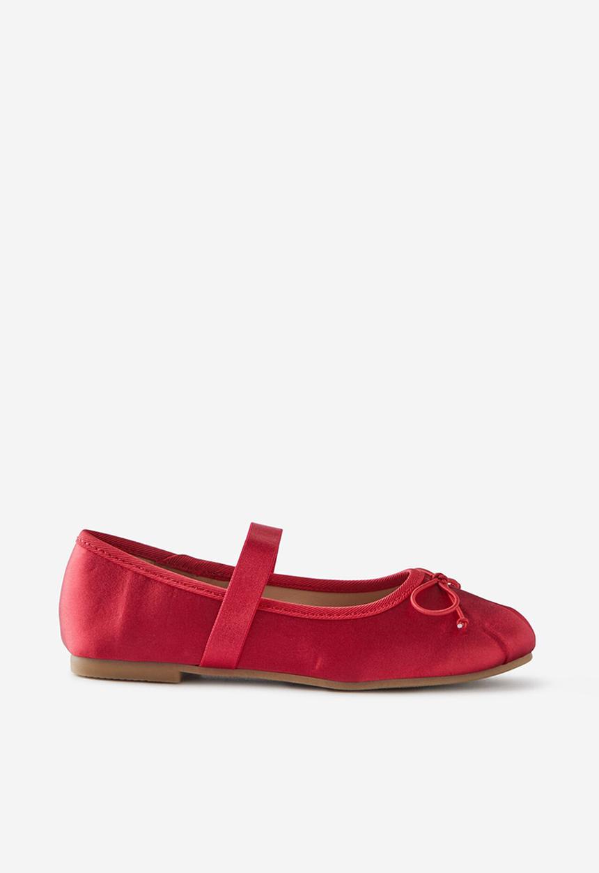 Cotton On - Olivia Ballet Flat - Varsity Red Satin