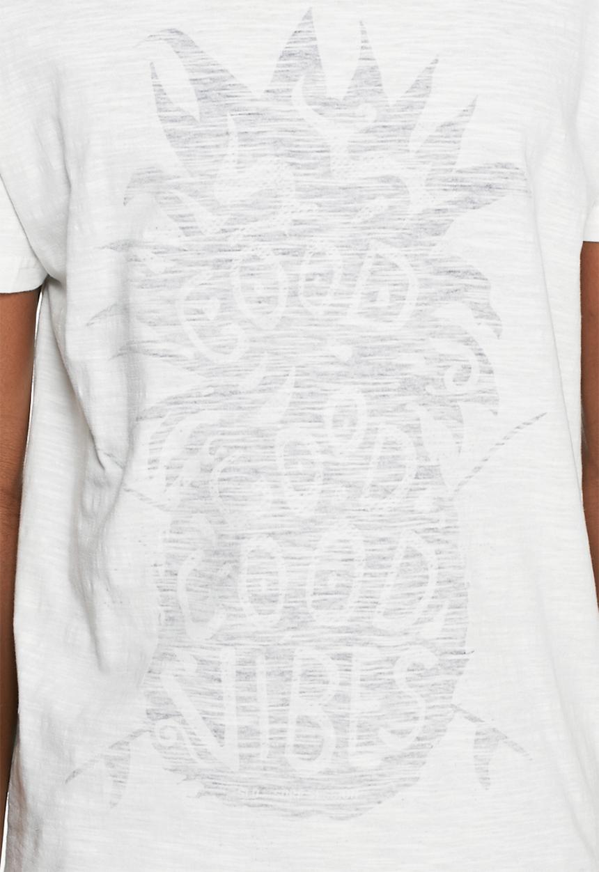 Solid - Balfour tee