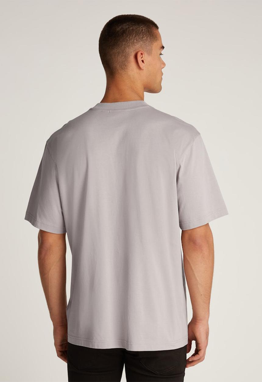 Calvin Klein - WOVEN LABEL RELAXED TEE - ATMOSPHERE