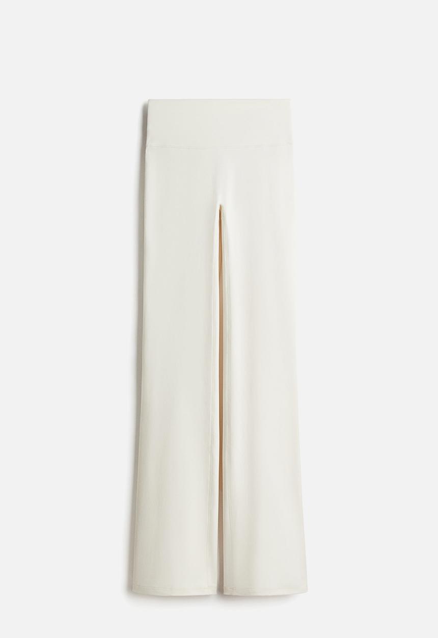 H&M - Flared sports leggings with softmove™ - white