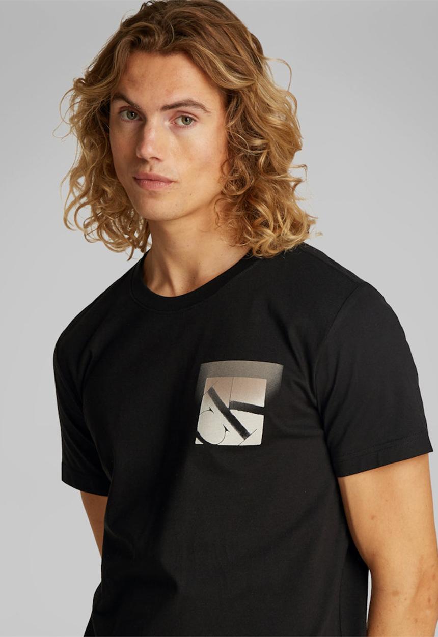 Calvin Klein - SOFT BOX MONOGRAM TEE - Ck Black