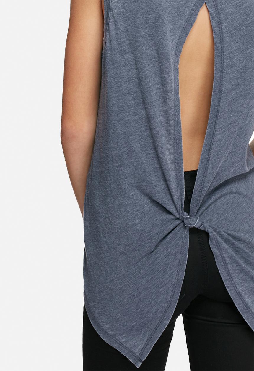 ONLY - Anna open back tee 
