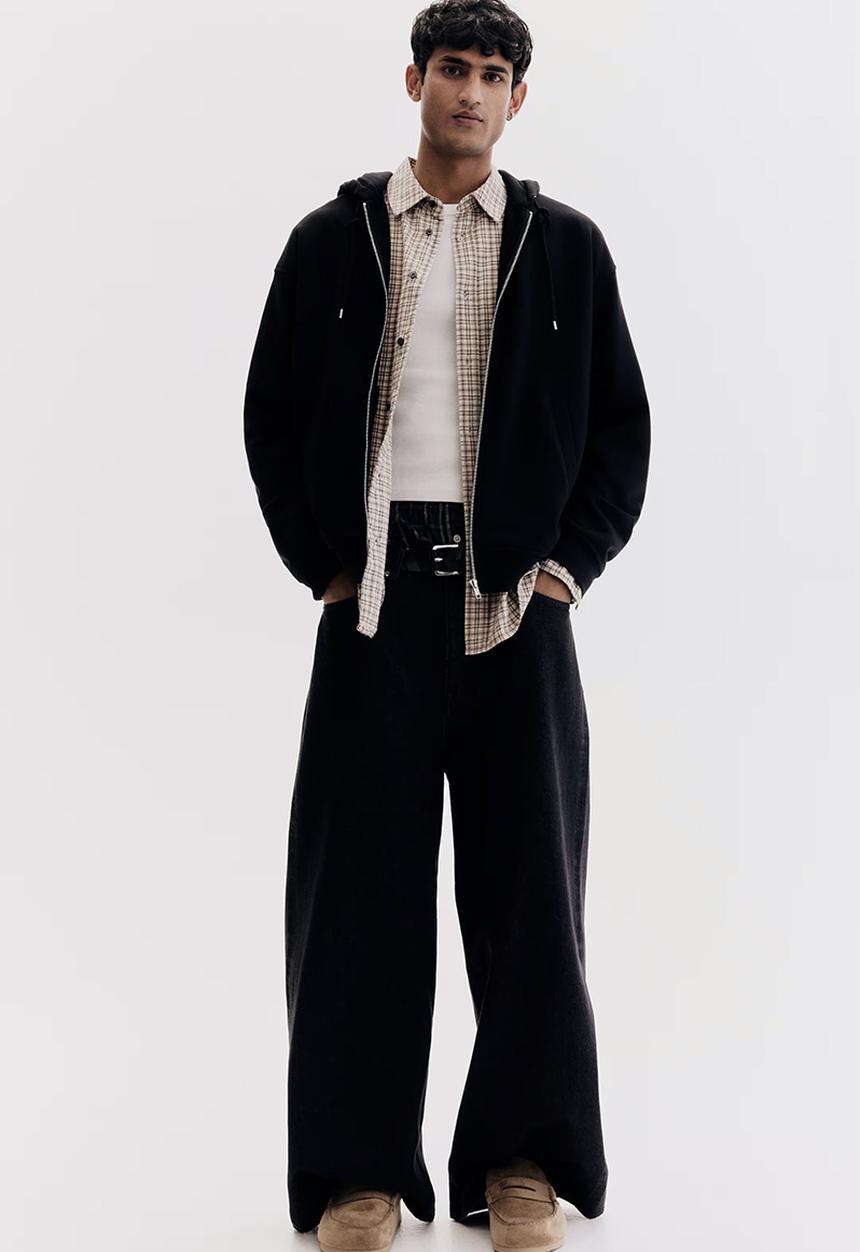 H&M - Relaxed fit zip through hoodie - black