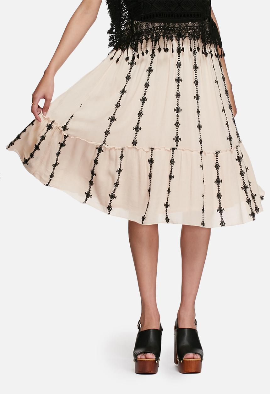 Vero Moda - Samantha embroidered skirt