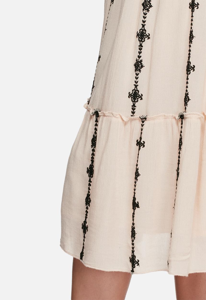 Vero Moda - Samantha embroidered skirt