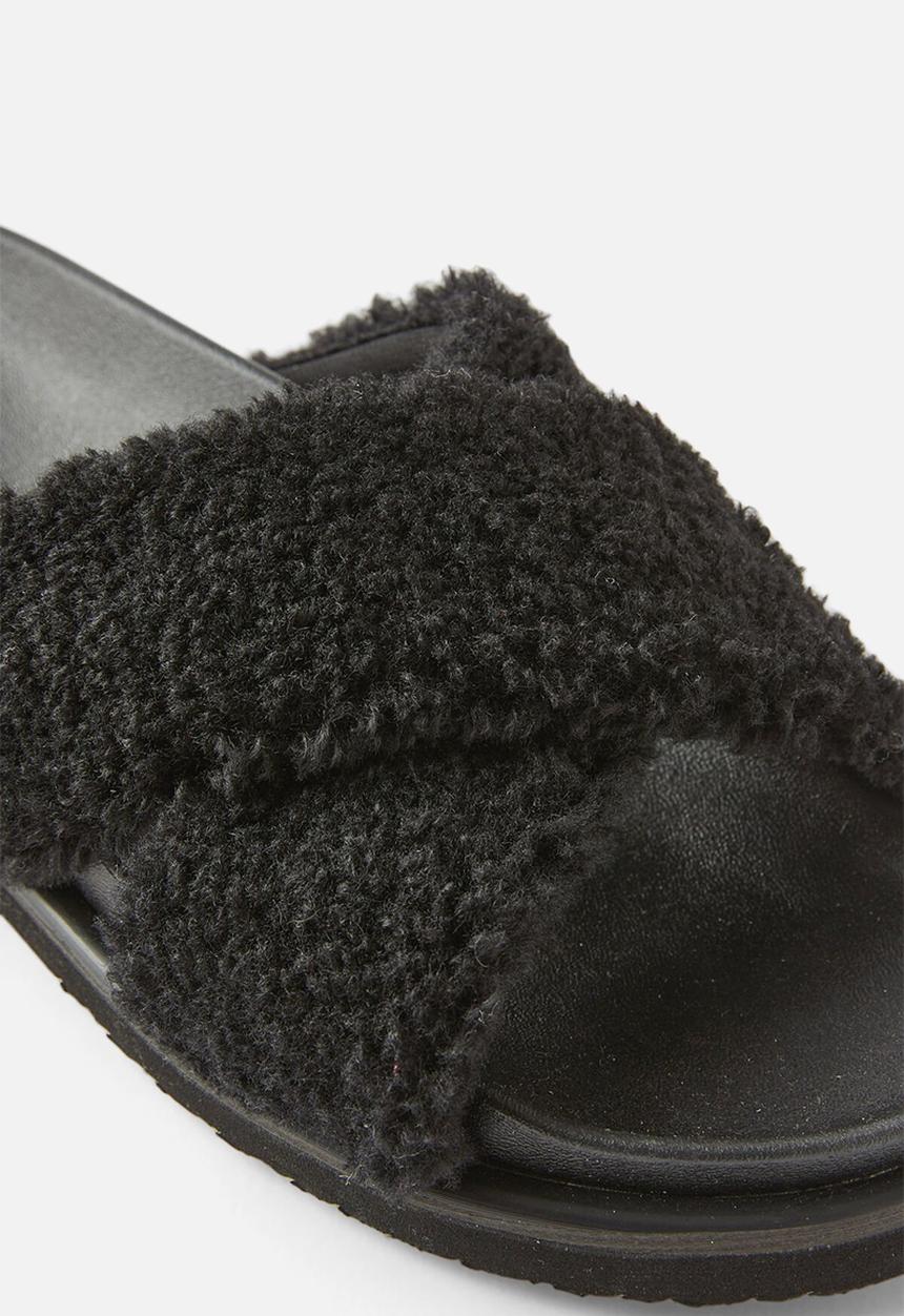 Cotton On - Elidy cosy sandal - black cosy