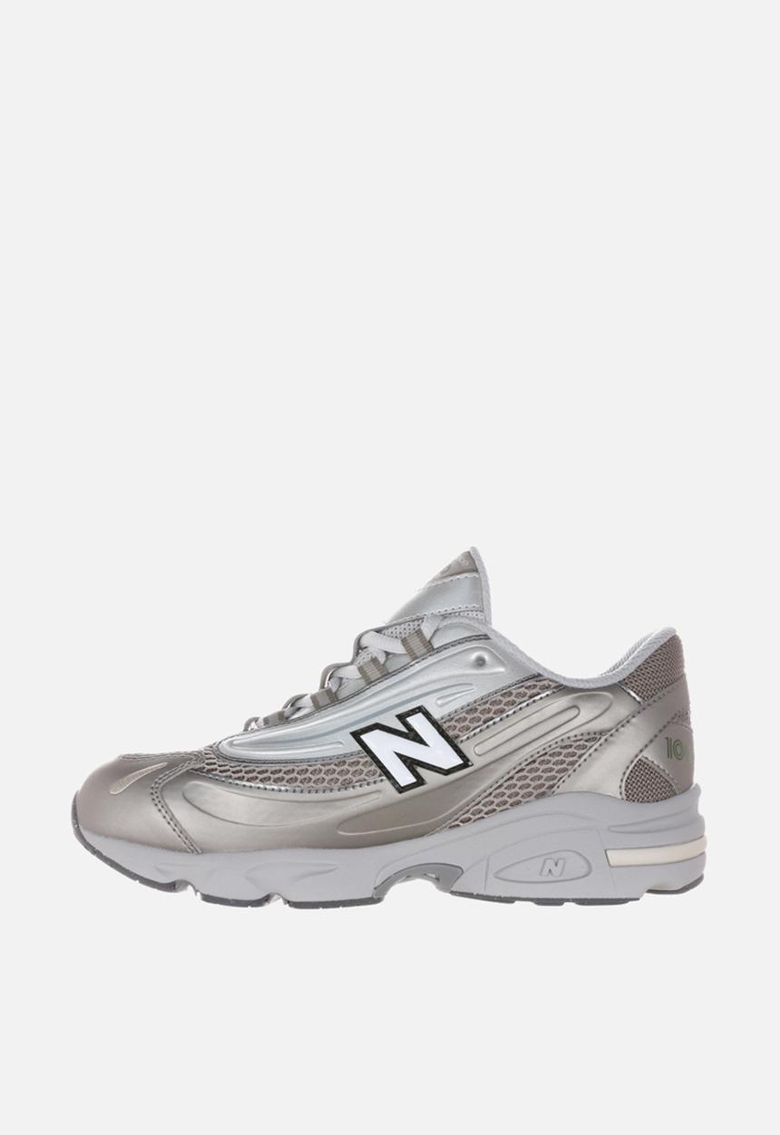 New Balance  - 1000 Grade School - Grey
