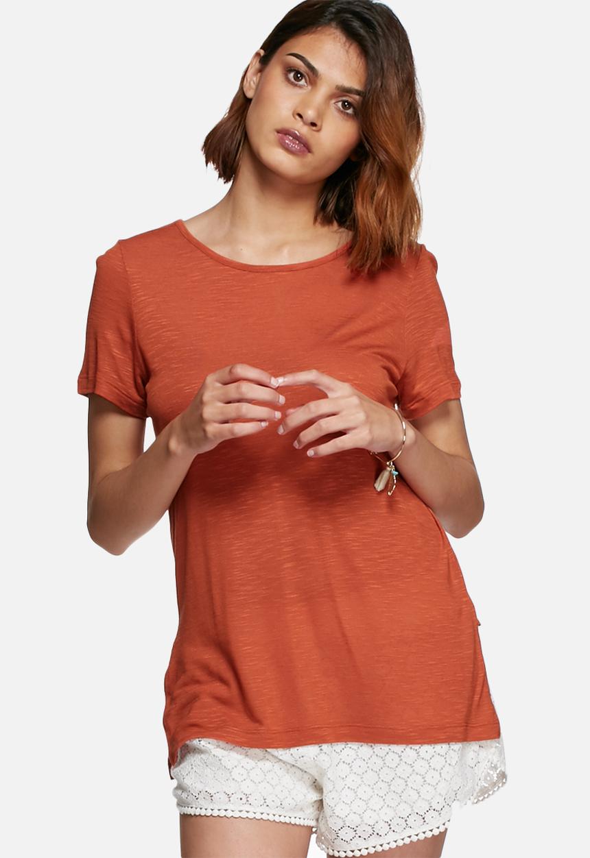 Vero Moda - Cross tee
