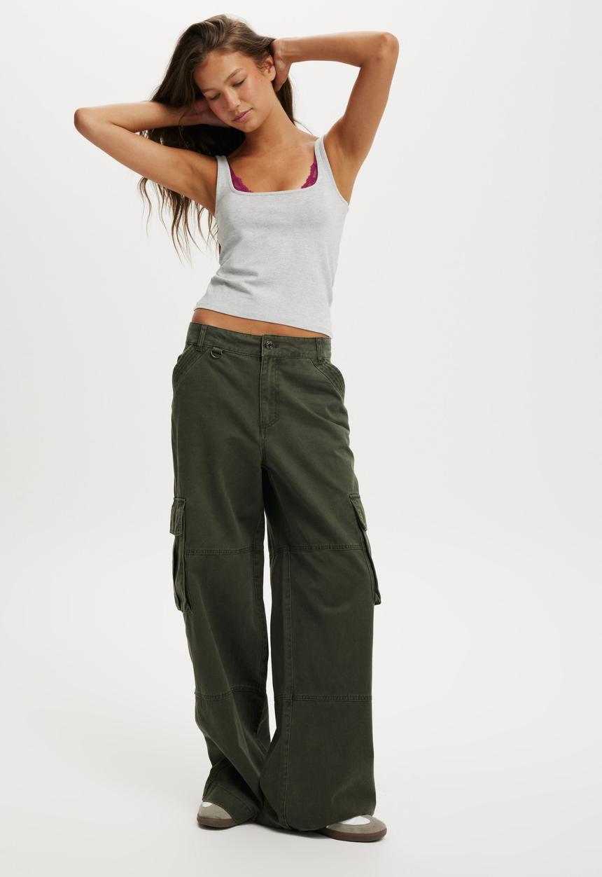 Cotton On - Benny cargo pant - dark washed green