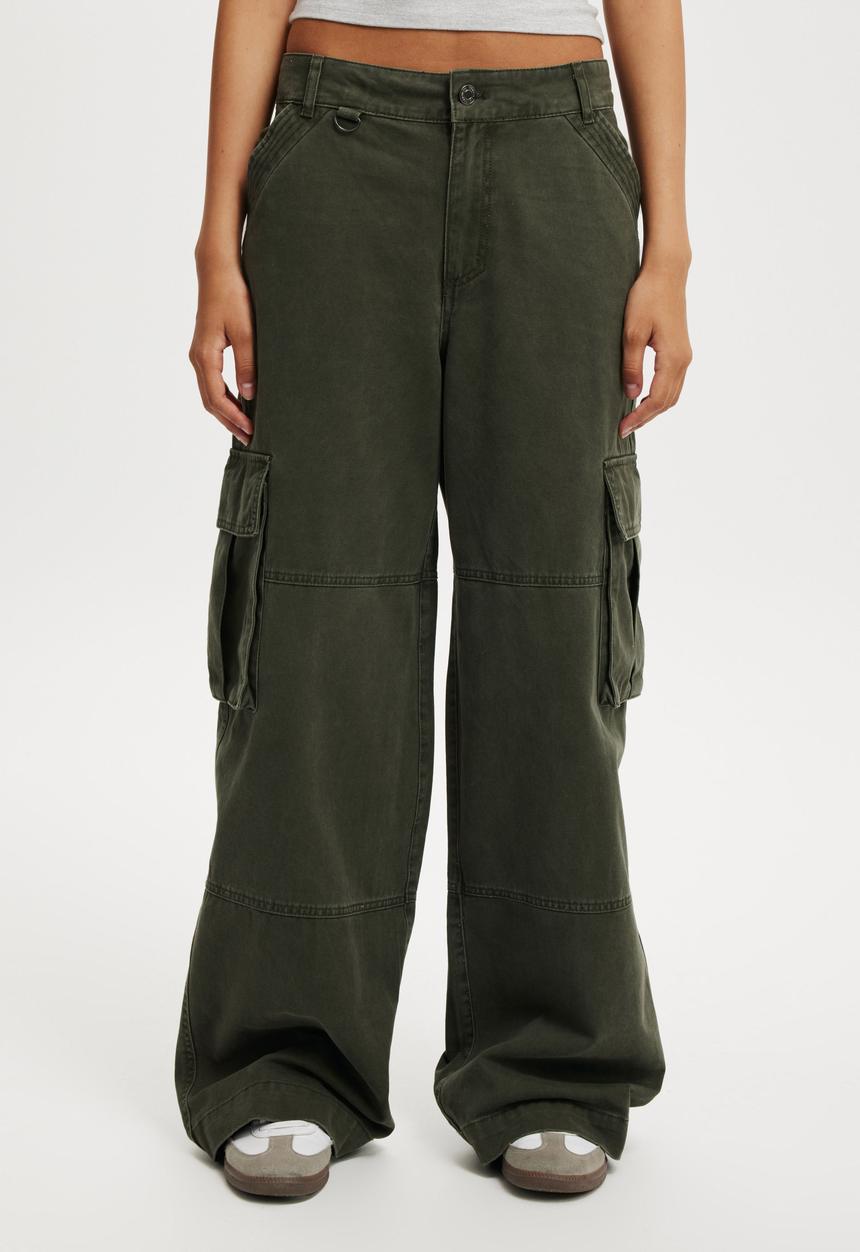Cotton On - Benny cargo pant - dark washed green