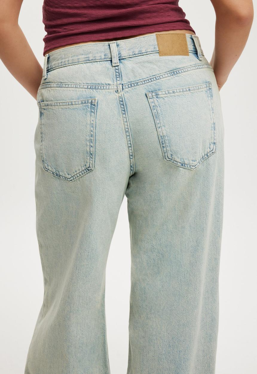 Cotton On - Relaxed wide jean - sundune blue