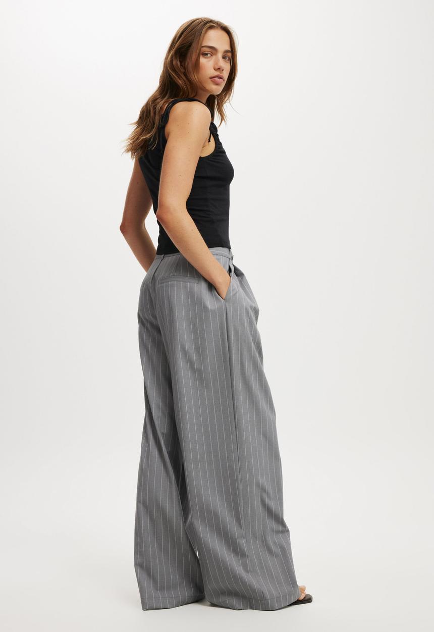 Cotton On - Izzy pleated suiting pant - grey pinstripe