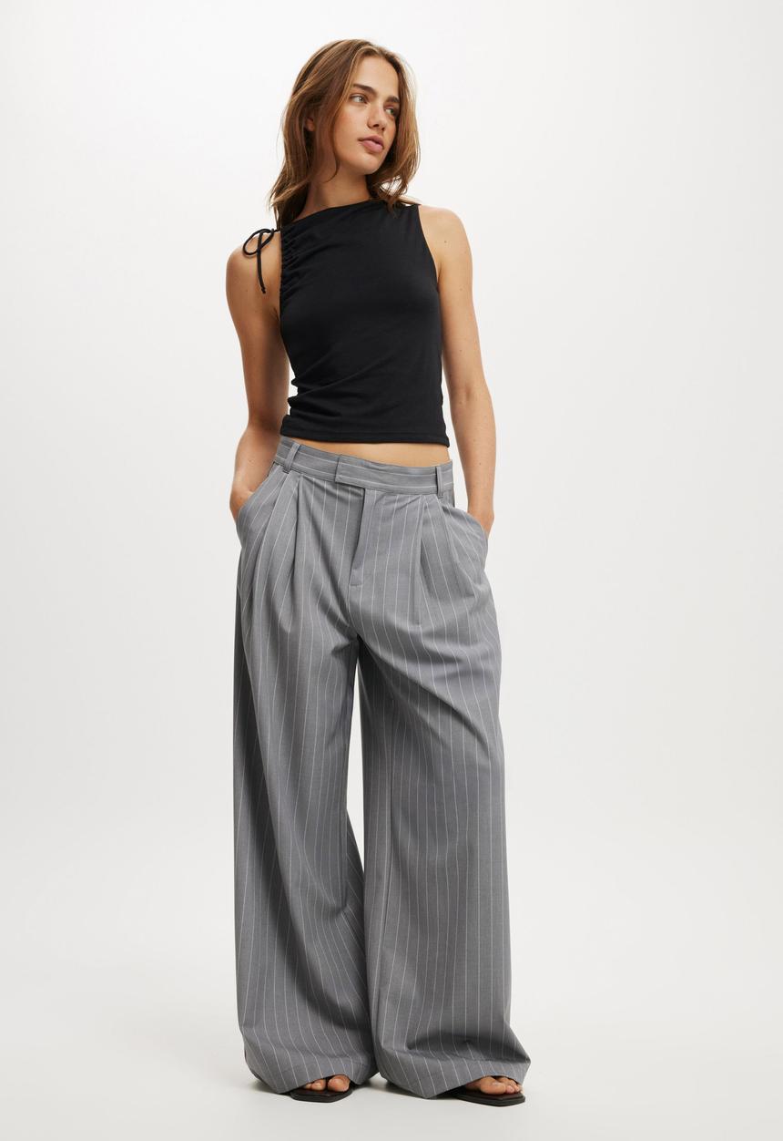 Cotton On - Izzy pleated suiting pant - grey pinstripe