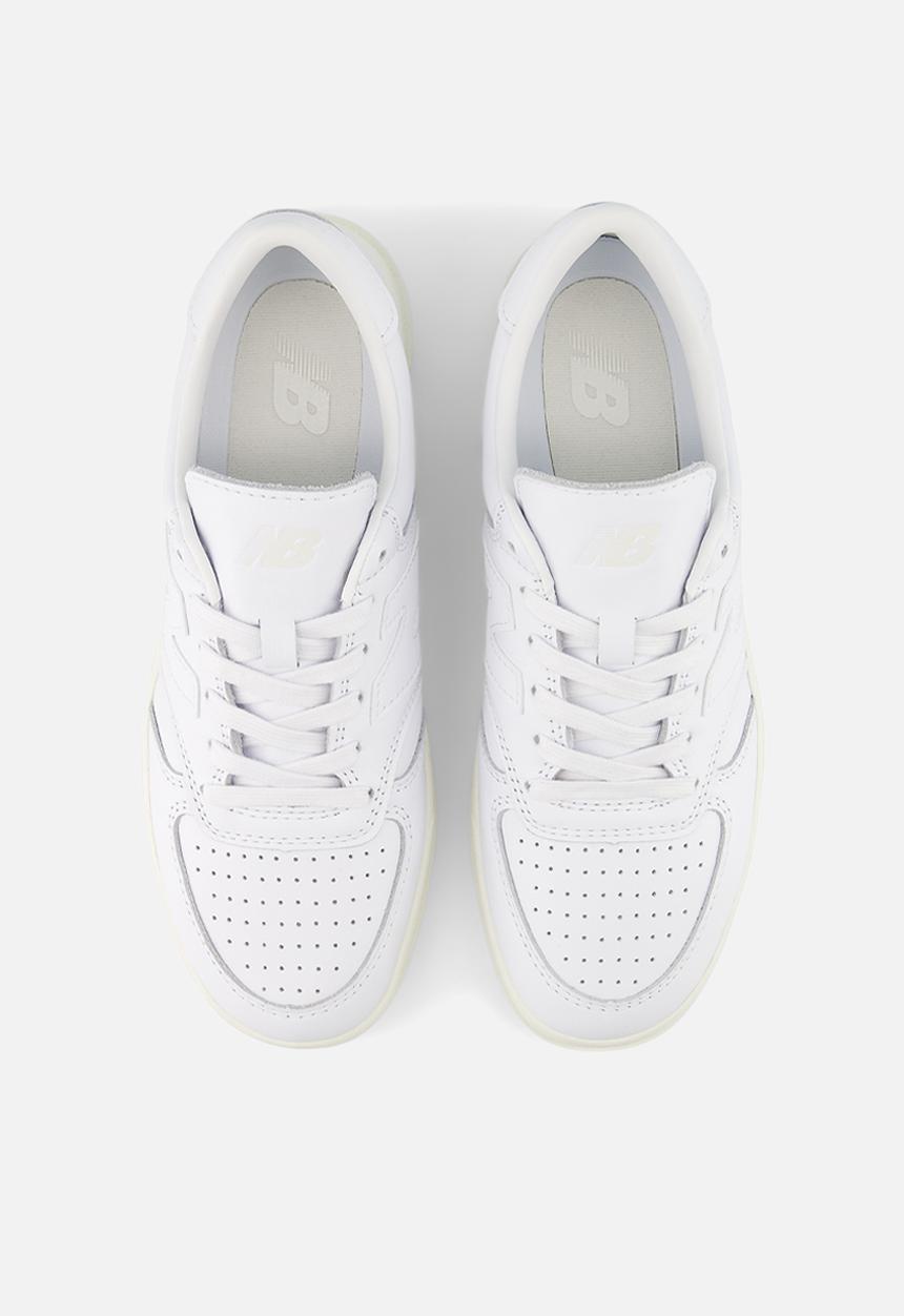 New Balance  - T500 v1 - white