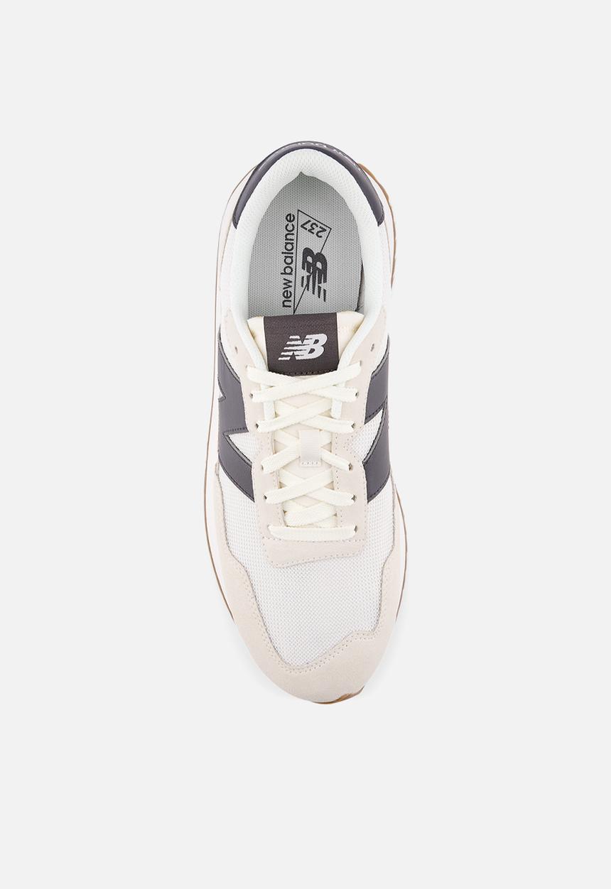 New Balance  - 237