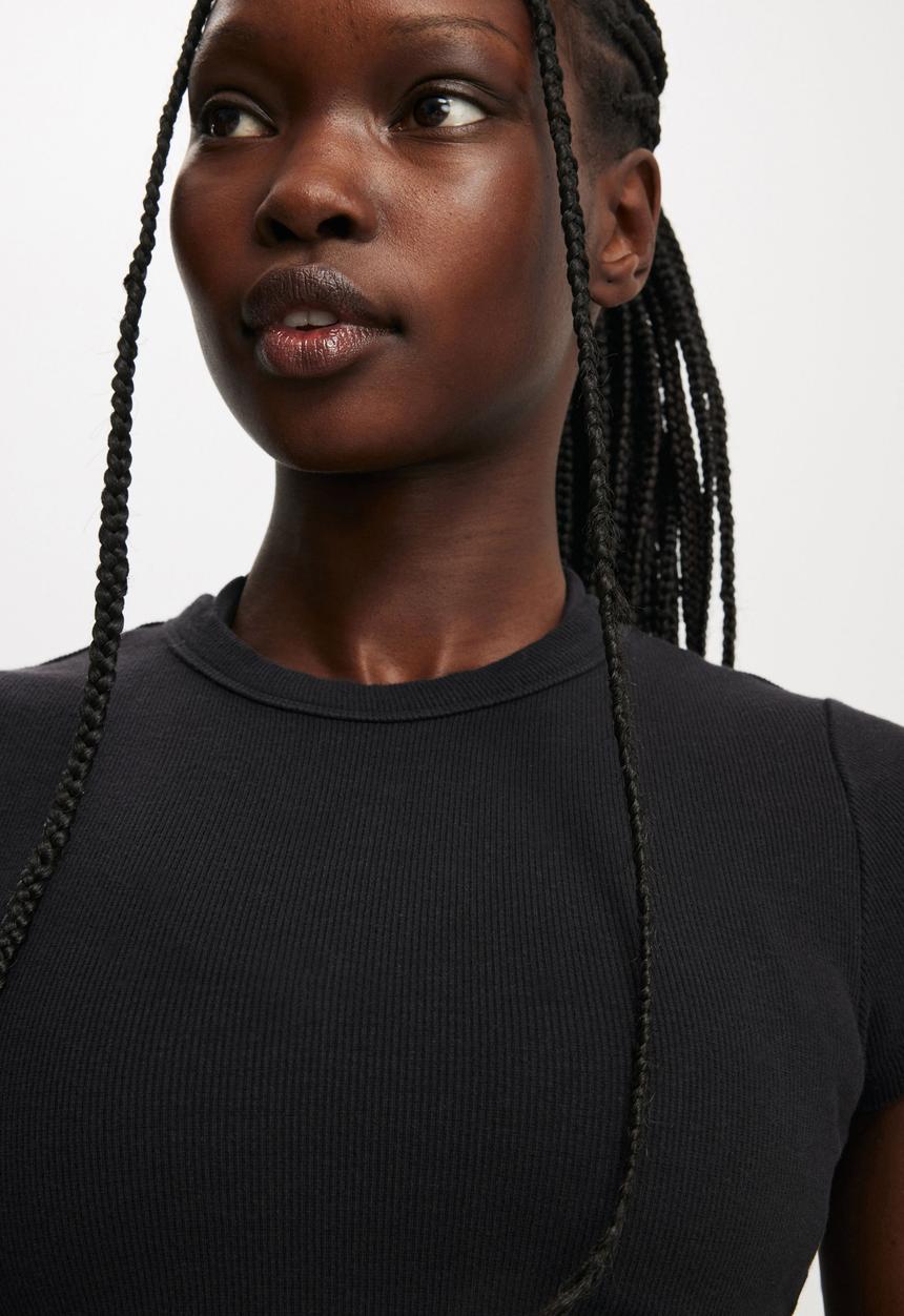 Cotton On - Active Curved Hem Baby Tee - Black