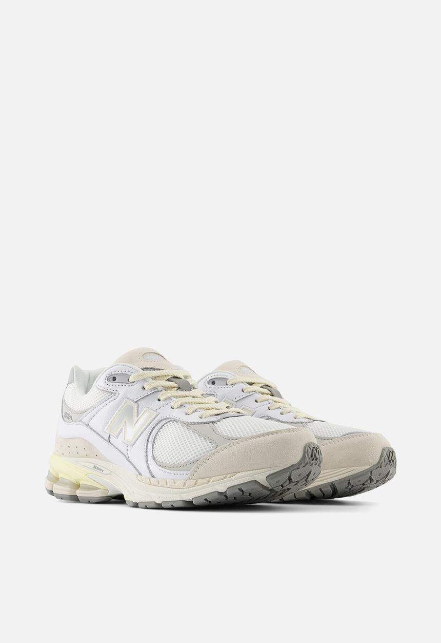 New Balance  - U2002R v1