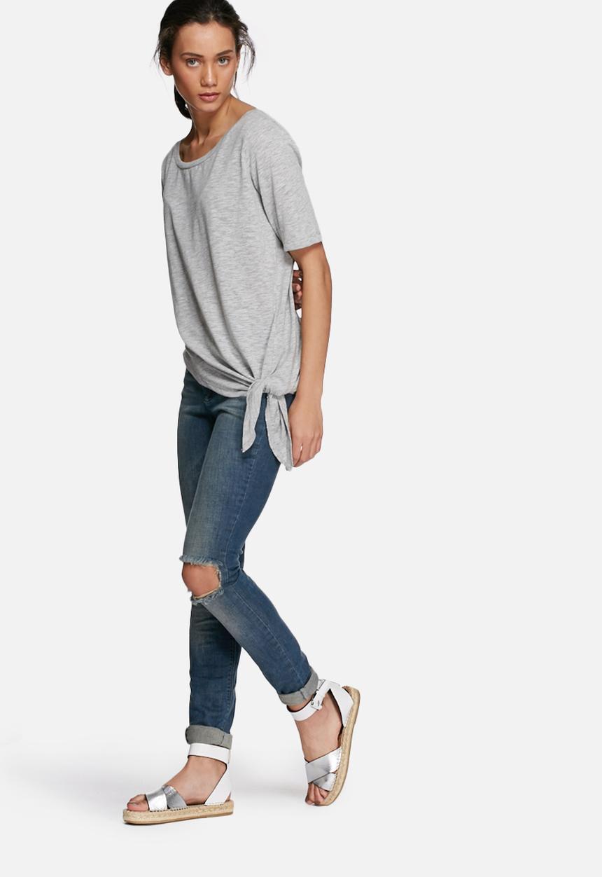 ONLY - Boomerang asymmetric tee