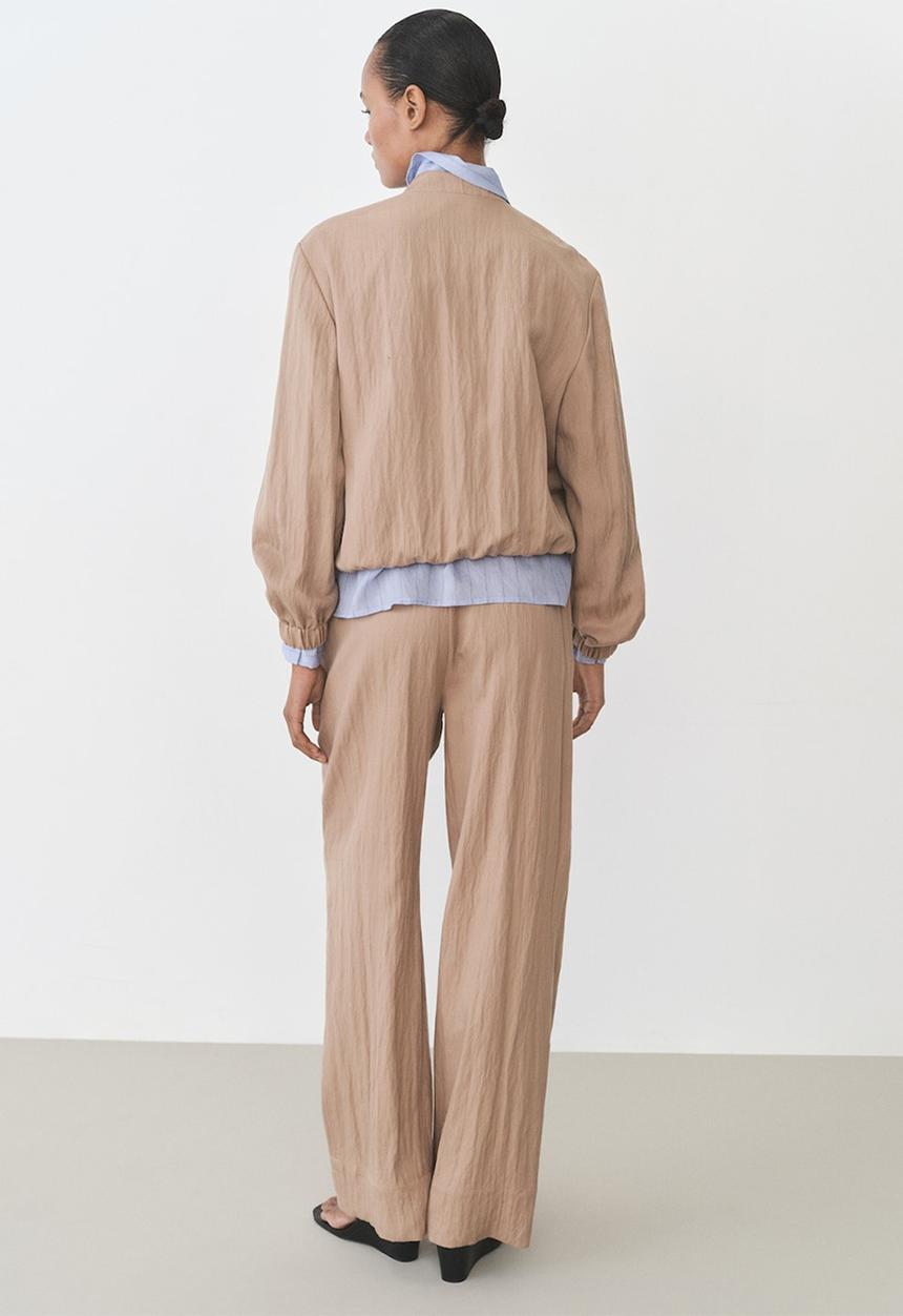MANGO - Trousers Tuesday - Medium Brown