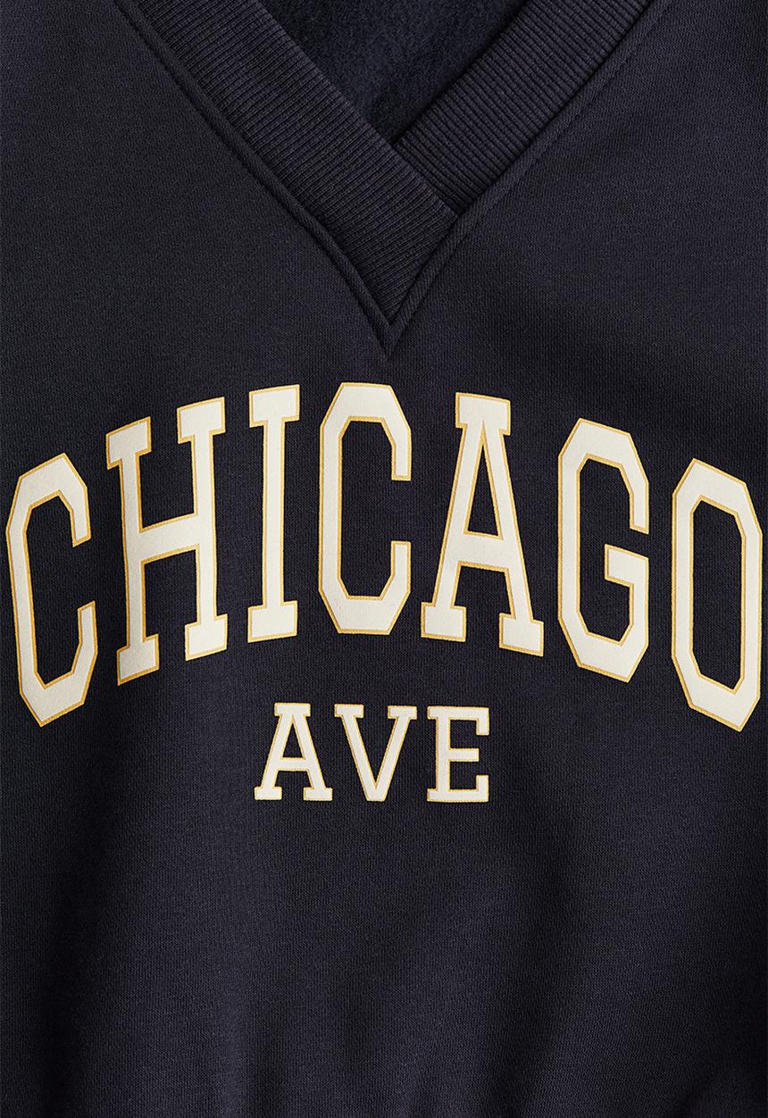 H&M - V-neck sweatshirt - navy blue chicago ave
