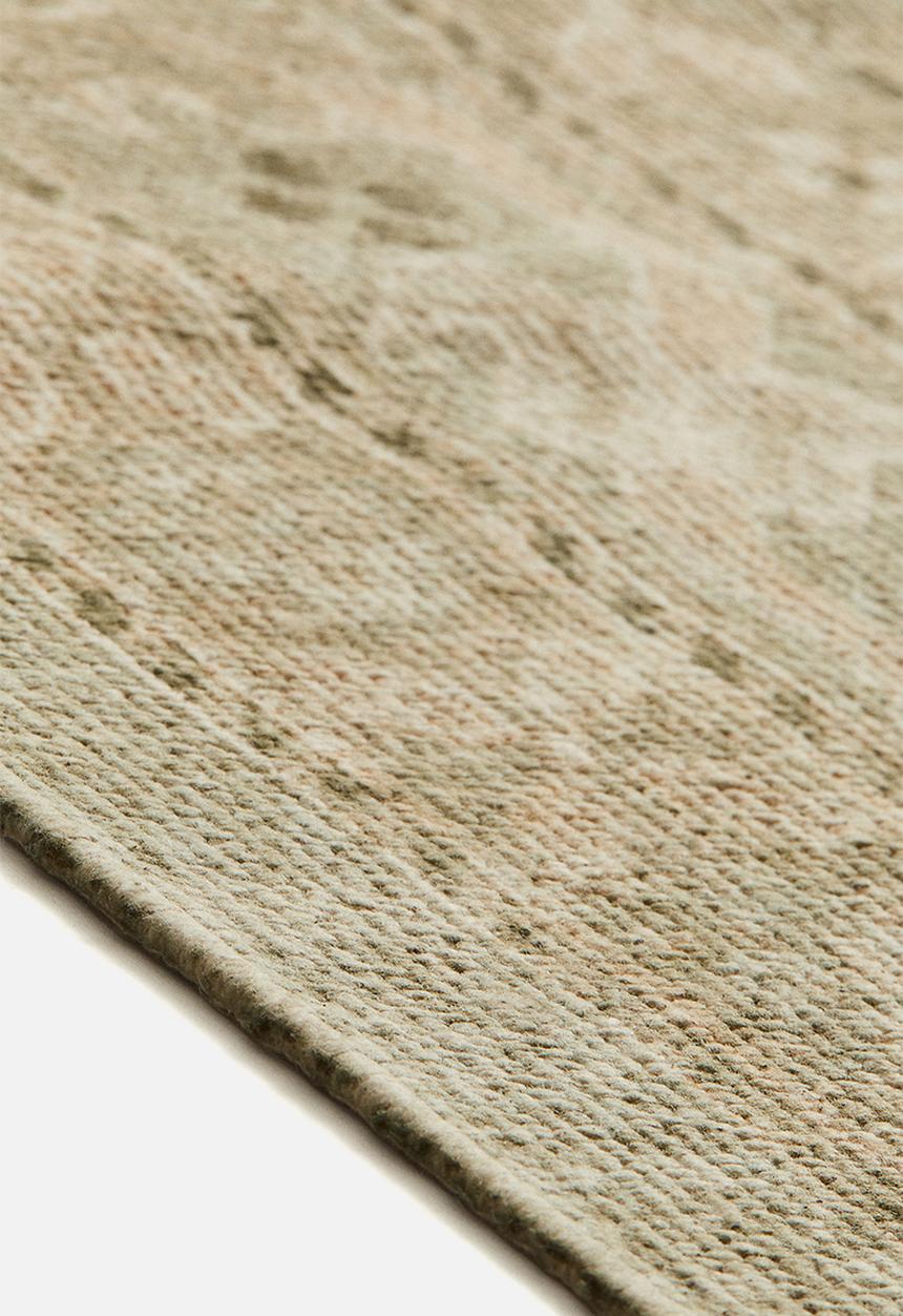 H&M - Fringed patterned rug - light dusty green patterned