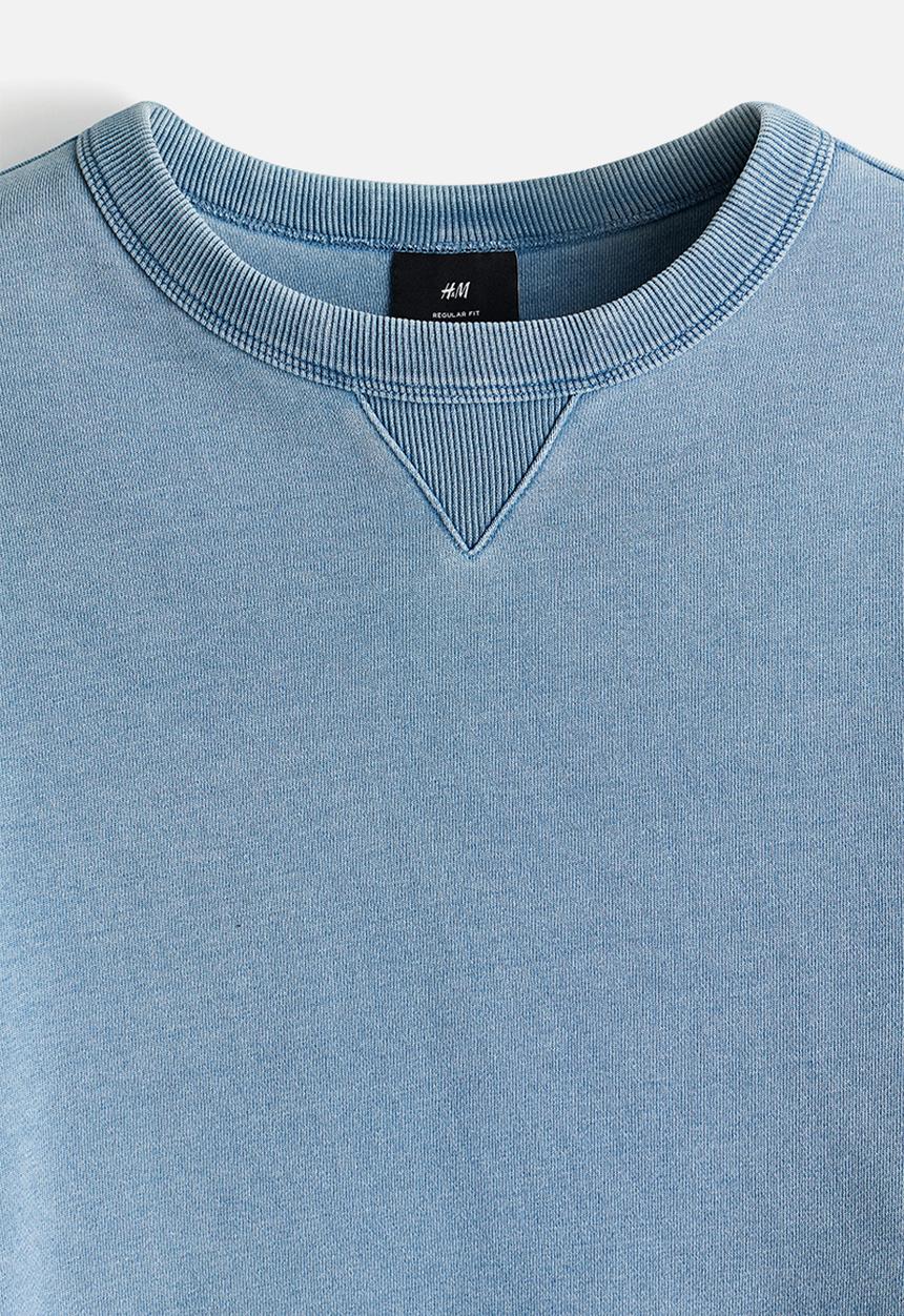 H&M - Regular fit washed sweatshirt - light blue