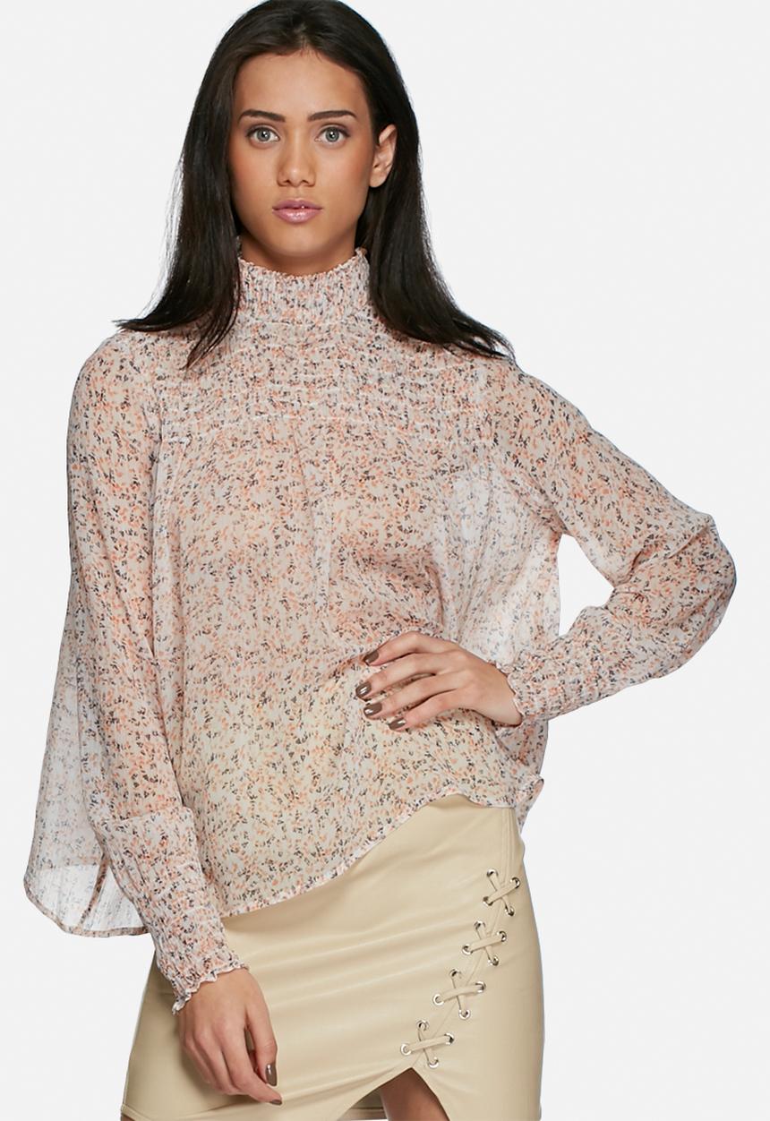 Vero Moda - Alis flower smocked blouse