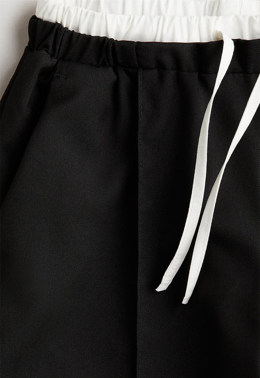 H&M - Straight leg trousers - black